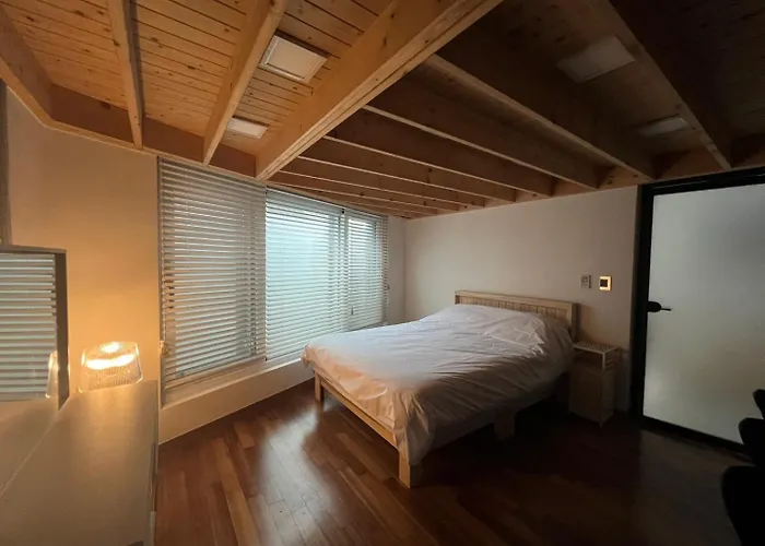 Happy House *